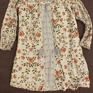 Beautiful above the knee blue flowers dress